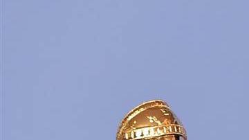 oscarisaac-goldenglobe-2016-jpg_6f275288c11b68036a9a211045326bbf.nbcnews-ux-2880-1000