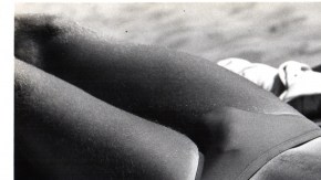 Alair Gomes, Beach Rio horizontal, circa 1970-80. Gelatin silver print. 7 1/2 x 9 1/2 in. (19.05 x 24.13 cm)