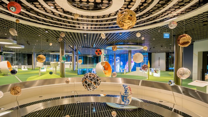 08_fifaworldfootballmuseum_planet_of_football.jpg__1280x720_q90_crop_subsampling-2_upscale