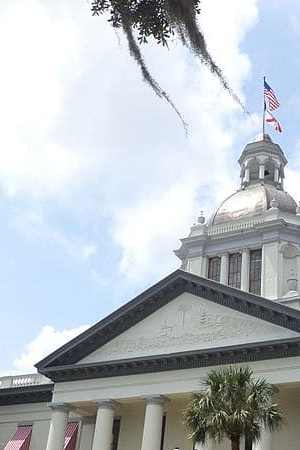 Creative Commons "Florida’s Historic Capitol and Florida State Capitol, Tallahassee, Leon County, Florida" by Michael Rivera is licensed under CC BY 2.0