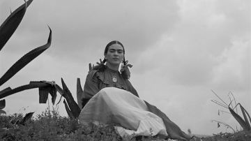 Frida Kahlo in 1937, Photo by Toni Frissell/United States Library of Congress