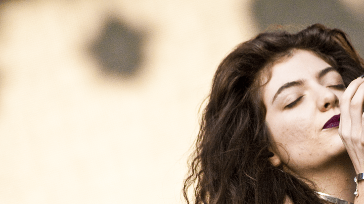 Creative Commons "Lorde Lollapalooza Chile” by Cancha General is licensed under CC BY 2.0