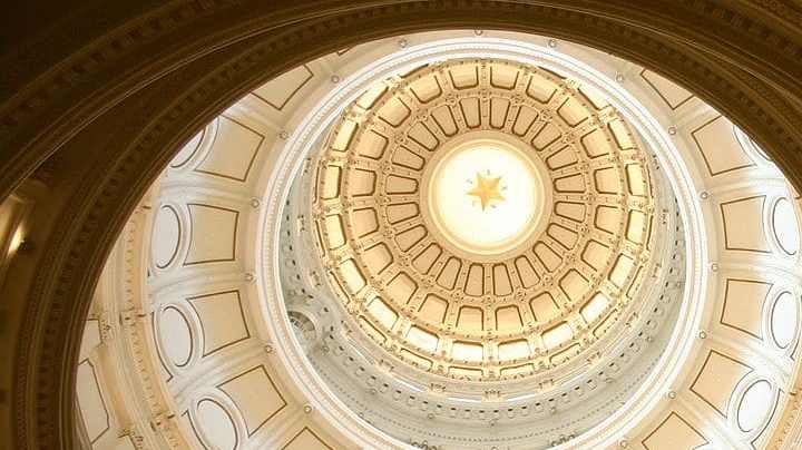 Creative Commons "Layers under the Dome of Texas State Capitol” by Wing-Chi Poon is licensed under CC BY 2.5