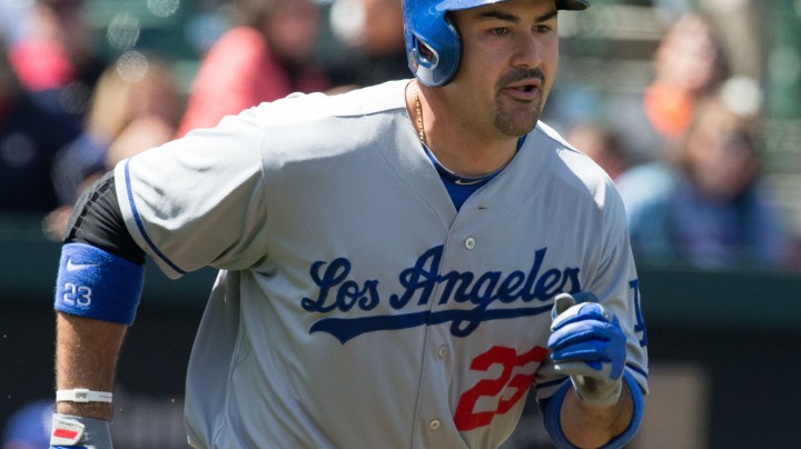 González