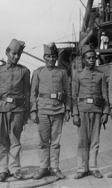 Creative Commons "Sailors of Minas Geraes 2” by Bain News Service (modifications by Pennyulap)