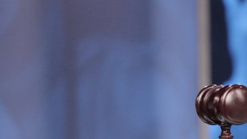 Dr Ana Maria Polo on 'Caso Cerrado.' Photo: Enrique Tubio/Telemundo