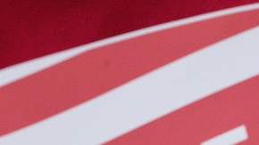 Mexican immigrant Nieves Ojendiz holds her 4-year old daughter Jane as she attends an immigration reform rally with members and supporters of the New York Immigration Coalition. Photo by rew Angerer/Getty Images News