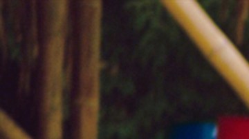 Alejandro Edda (far right) as Jorge Ochoa in 'American Made'. Courtesy of Universal Pictures