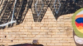 Art by Buenos Aires artist Ever, photo courtesy of Living Walls website.