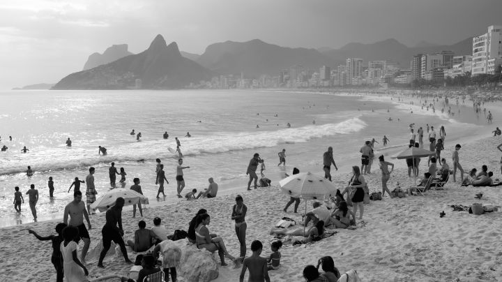 Overview of the Ipanema bay in Rio de Janeiro. At the end of the beach one can view the famous mountains "Two brothers". Photo by Andre Pinto / Getty Images