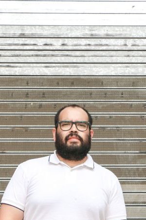 Vocalist Alejandro Archundia and drummer Guillermo Pacheco of Los Blenders. Photo by Alan Lopez for Remezcla