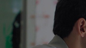 Luis Gerardo Mendez appears in Time Share (Tiempo Compartido by Sebastián Hofmann. Photo by Matias Penachino. Courtesy of Sundance Institute.