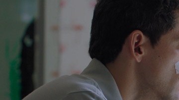 Luis Gerardo Mendez appears in Time Share (Tiempo Compartido by Sebastián Hofmann. Photo by Matias Penachino. Courtesy of Sundance Institute.