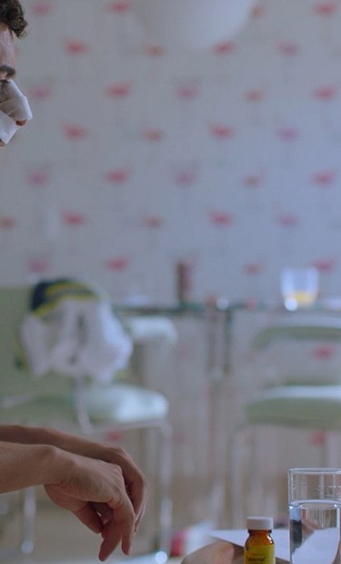 Luis Gerardo Mendez appears in Time Share (Tiempo Compartido by Sebastián Hofmann. Photo by Matias Penachino. Courtesy of Sundance Institute.