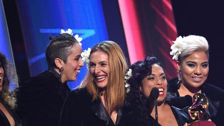 Flor de Toloache accept Best Ranchera/Mariachi Music Album for 'Las Caras Lindas' onstage at the 18th Annual Latin Grammy Awards at MGM Grand Garden Arena on November 16, 2017 in Las Vegas, Nevada. Photo by Kevin Winter/Getty Images
