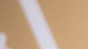 Guillermo del Toro poses backstage with the Oscar for best motion picture and best director for work on 'The Shape of Water' at The 90th Oscars on March 4, 2018. Photo by Michael Baker. Courtesy of A.M.P.A.S.