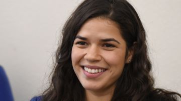 America Ferrera talks to students at Rancho High School as she partners with Voto Latino. Photo by Ethan Miller/Getty Images