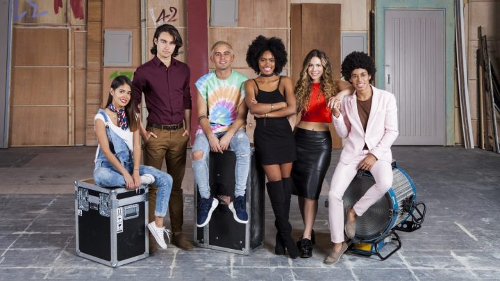 Cast of 'Siempre Bruja.' Courtesy of Netflix