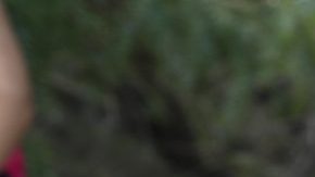 Central American asylum seekers wait as U.S. Border Patrol agents take them into custody on June 12, 2018. Photo by John Moore/Getty Images