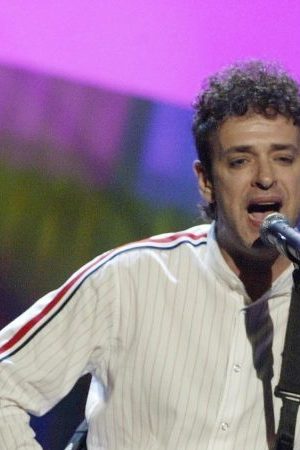 Gustavo Cerati performs onstage at the MTV Video Music Awards Latin America 2003. Photo by Frank Micelotta/Getty Images