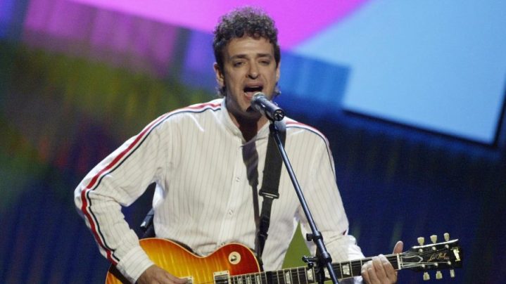 Gustavo Cerati performs onstage at the MTV Video Music Awards Latin America 2003. Photo by Frank Micelotta/Getty Images