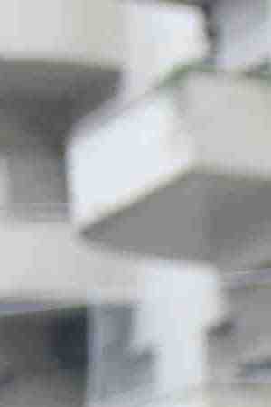 A pro legal abortion activist holds a sign that reads 'It's my decision' in front of the National Congress Building. Photo by Mariano Martino/Getty Images