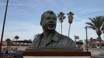 Memorial for Luis Donaldo Colosio in Puerto Peñasco De Phi - Trabajo propio, CC0, Enlace