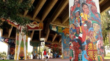 Creative Commons "Chicano Park Murals” by kellinahandbasket is licensed under CC BY 2.0