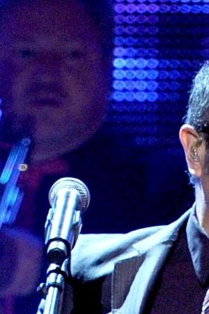 Singer Aleks Syntek performs onstage during the 11th annual Latin GRAMMY Awards. Photo by Kevin Winter/Getty Images for LARAS