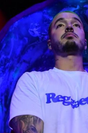 Photo by @monogomez. Courtesy of the artist