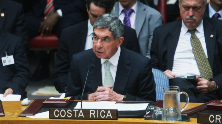 Costa Rican President Oscar Arias Sanchez speaks during UN Security Council meeting at the United Nations headquarters September 24, 2009 in New York City. Photo by Hiroko Masuike/Getty Images