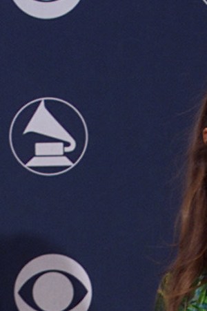 Jennifer Lopez backstage at the 42nd Annual Grammy Awards at Staples Center in Los Angeles, 2/23/00. Photo by Scott Gries/ImageDirect