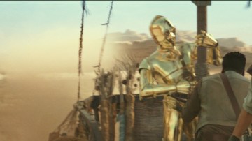 The Rise of Skywalker trailer still, courtesy of Walt Disney Studios.