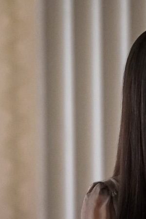 Photo: Kevin Estrada/The CW © 2019 The CW Network, LLC. All Rights Reserved.