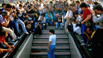 Diego Maradona on the day of his presentation in Naples. Photo by Alfredo Capozzi. Courtesy of HBO