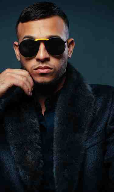 Photo courtesy of Rimas Music