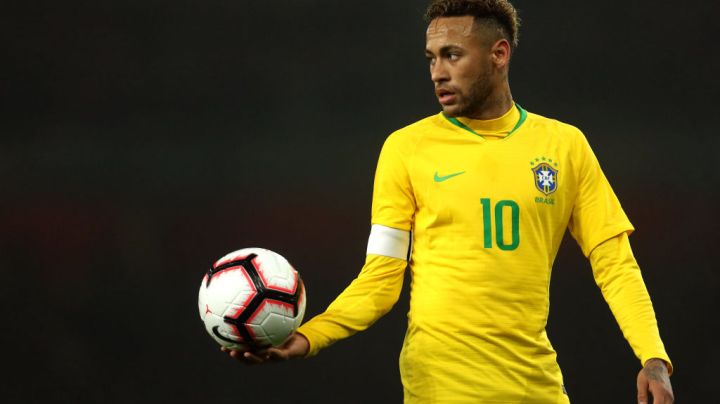 Neymar of Brazil during International Friendly match between Brazil and Uruguay at Emirates Stadium on November 16, 2018 in London, England. Photo by Alex Pantling/Getty Images