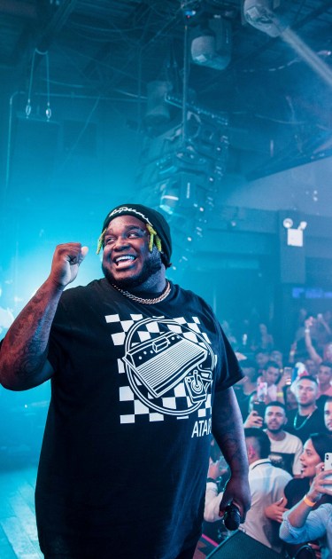 Sech performs at La Boom in Woodside, Queens. Photo by Roy Baizan for Remezcla