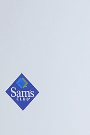 Entertainer Jose Jose arrives at MALDEF's 35th Annual Los Angeles Awards Gala. Photo by Alberto E. Rodriguez/Getty Images