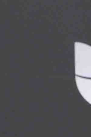 Rosalía attends the 20th annual Latin GRAMMY Awards at MGM Grand Garden Arena on November 14, 2019 in Las Vegas, Nevada. Photo by Joe Buglewicz/Getty Images