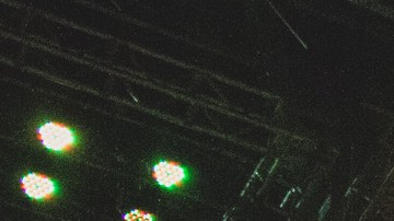 Trending Tropics. Photo by Camilo Santana