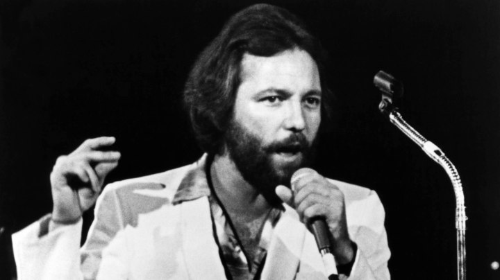 Photo of Ruben BLADES; Ruben Blades performing live on stage. Photo by Echoes/Redferns