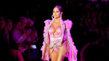 Natti-Natasha-NYFW-2020