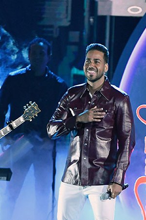 Romeo-Santos-Aventura-