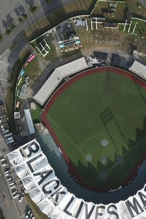 Screenshot: Twitter @lgbtpr.