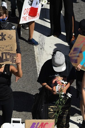 Photo by ROBYN BECK/AFP via Getty Images)