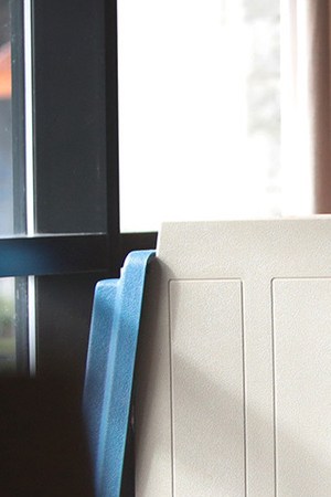 Residents vote at a polling place set up for early voting on November 01, 2020 in Racine, Wisconsin. Photo by Scott Olson/Getty Images