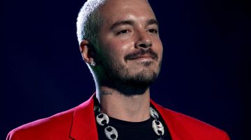 J Balvin accepts award for 'Artista Más Compartido' onstage during the 2020 Spotify Awards at the Auditorio Nacional on March 05, 2020 in Mexico City, Mexico. Photo by Victor Chavez/Getty Images for Spotify