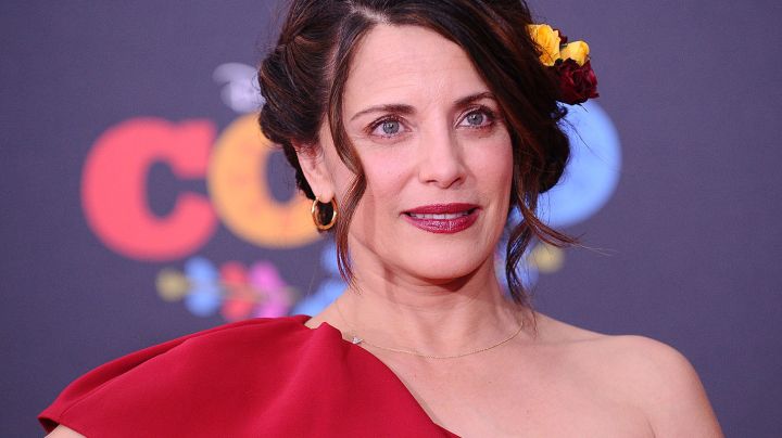Actress Alanna Ubach attends the premiere of "Coco" at El Capitan Theatre on November 8, 2017 in Los Angeles, California. Photo by Jason LaVeris/FilmMagic