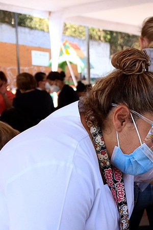 A nurse administers the COVID-19 vaccine to a senior citizen on March 9, 2021 in El Marques, Mexico. Photo by Jam Media/Getty Images